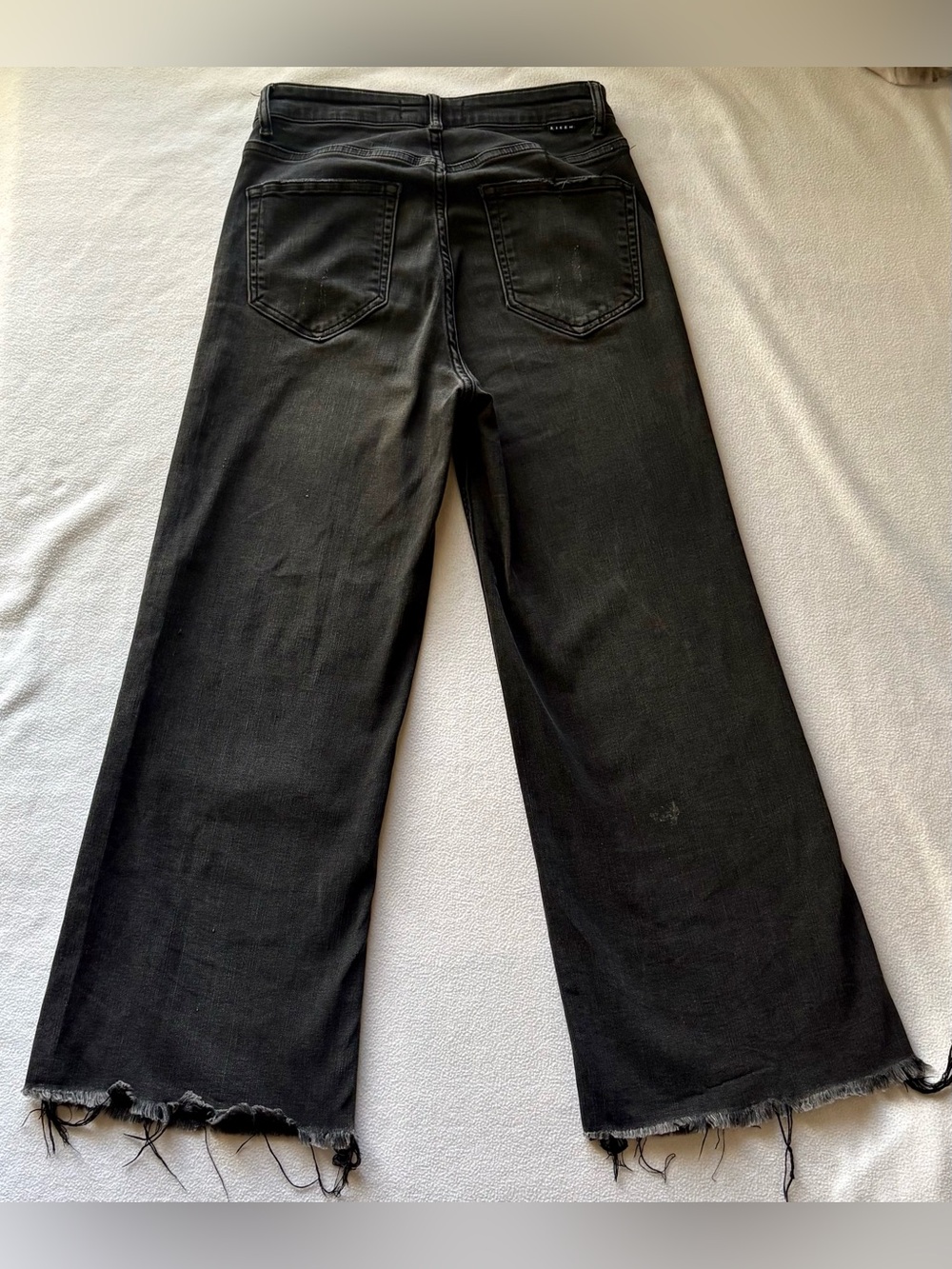 Risen Cropped Wide Leg Stretch Jeans in Black - Picture 2 of 5